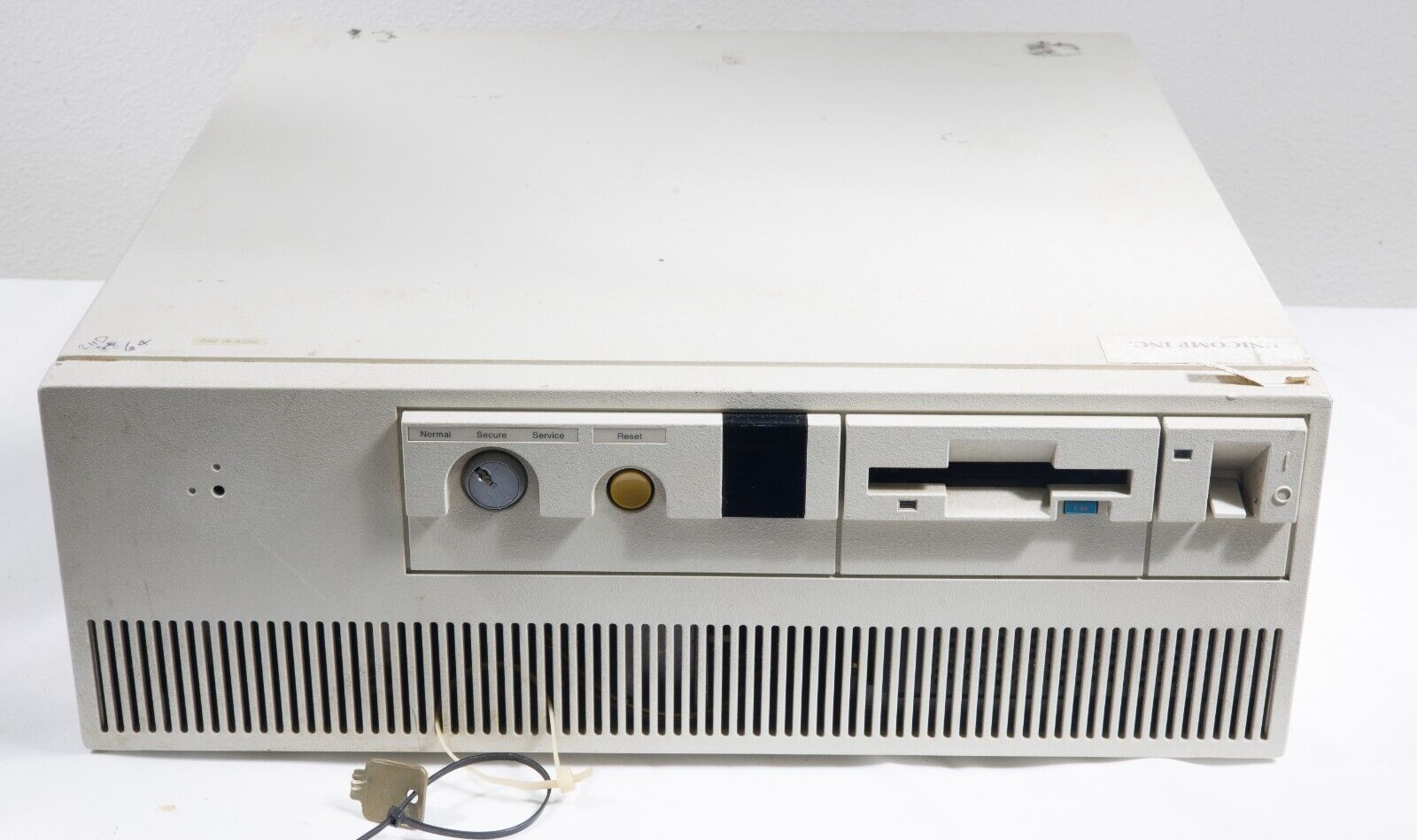 Vintage IBM RS/6000 7012 POWER CPU 64MB RAM UNIX workstation