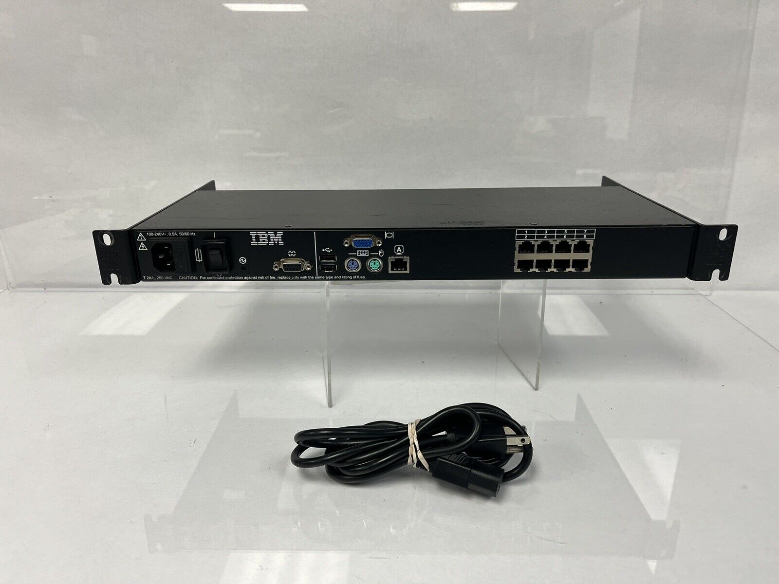 IBM 41Y9310 8 Port Console KVM Switch 1735-3LX 41Y9317 w/Rack Ears