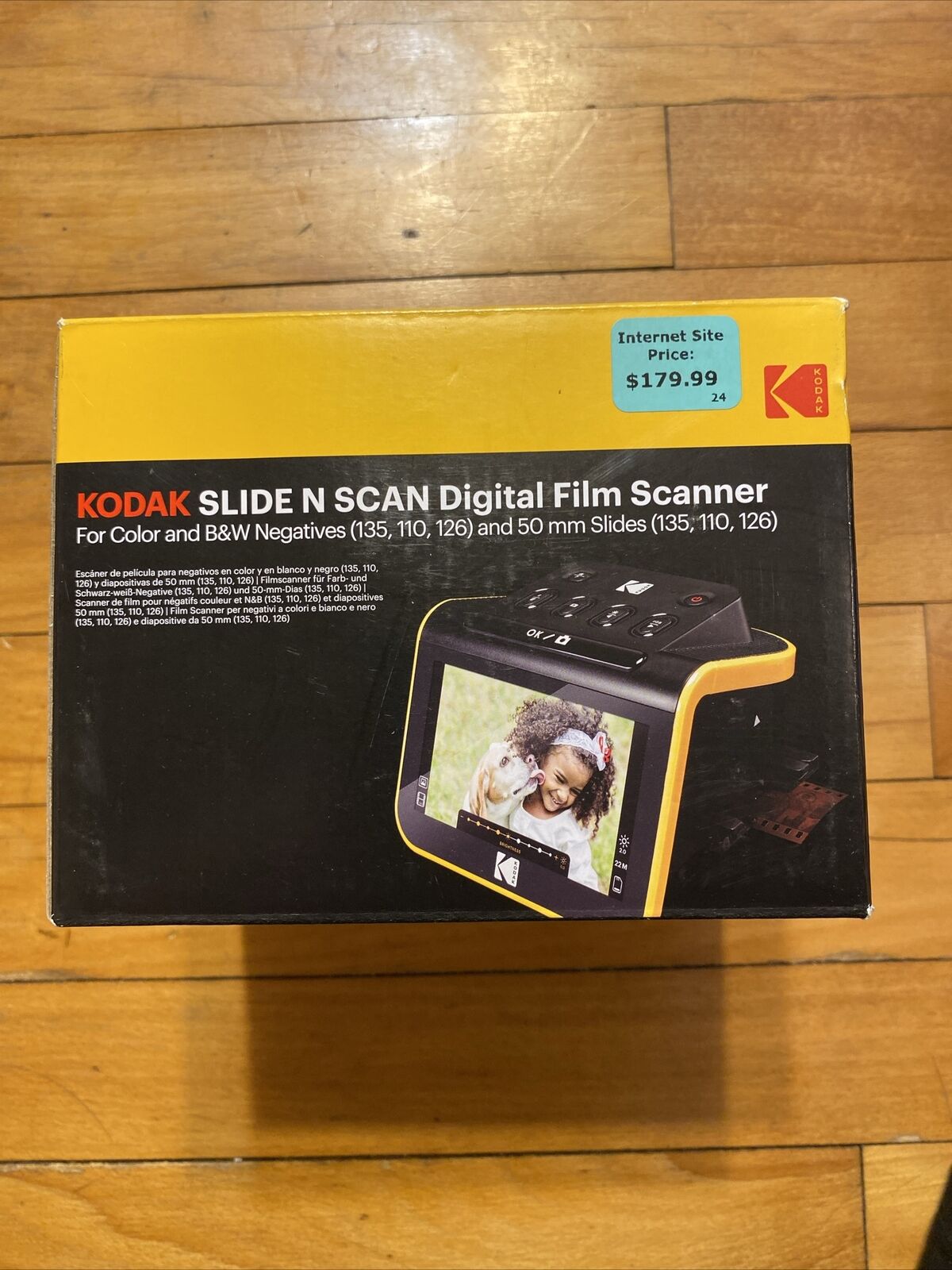 Kodak Slide N Scan Digital Film Scanner for Color/B&W Negatives (RODFS50)