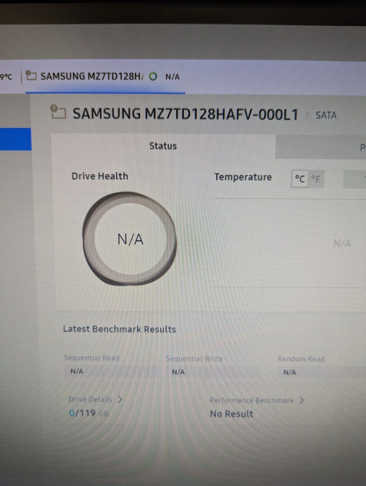 Samsung 840 MZ-7TD1280/0L1 128 GB 2.5 in SATA III Solid State Drive - 