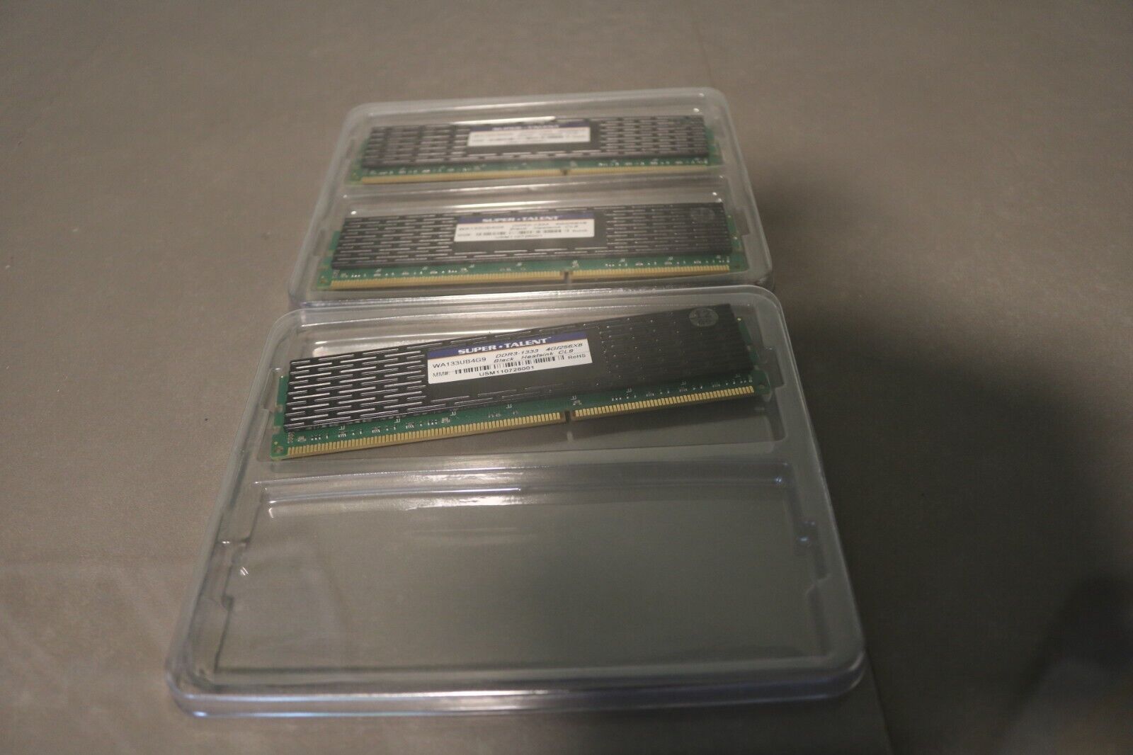 Super Talent PC-10600 4 GB DIMM 1333 MHz DDR3 SDRAM Memory (W1333UB4G9)
