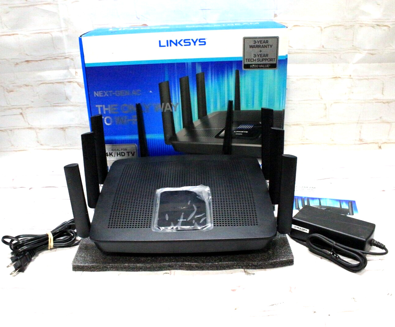 Linksys EA9500 Max-Stream AC5400 MU-MIMO Gigabit Wi-Fi Router-