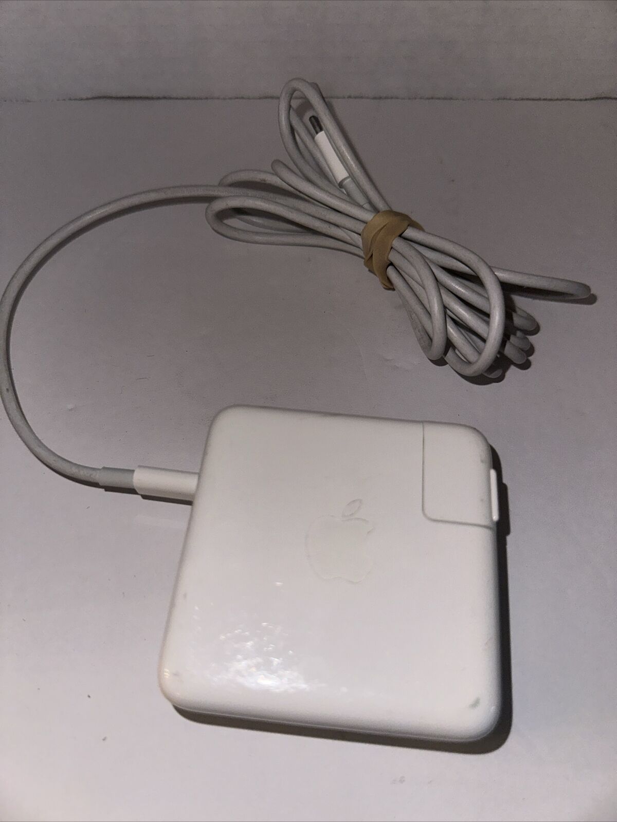 Genuine Apple A1718 61W USB-C Power Adapter Apple OEM CHARGER