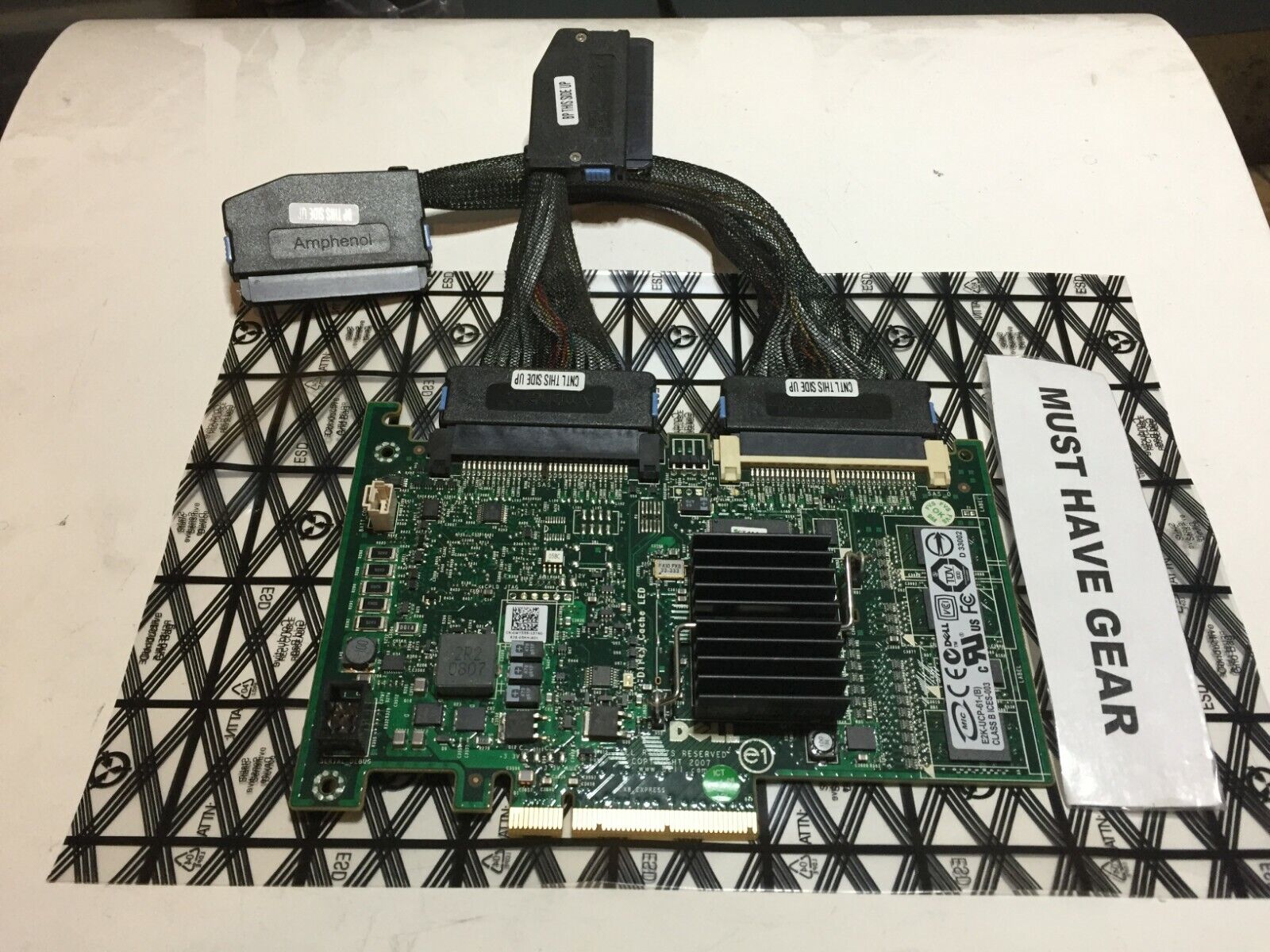Genuine Dell PowerEdge PWB JT168 E2K-UCP-61 RAID Controller Card with Cables