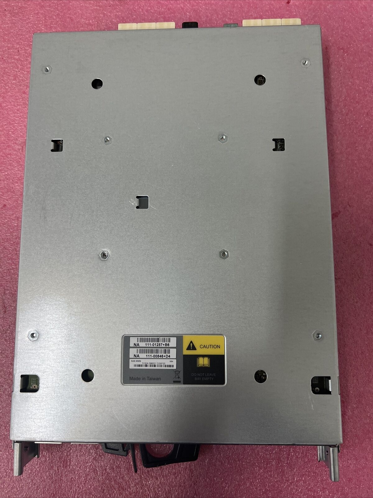 NetApp NA-111-01287+B6 Disk Array Controller NA-111-00846+D4
