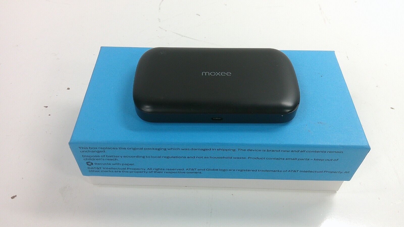 Moxee AT&T K779HSDL Mobile Hotspot - Black  - New In Box