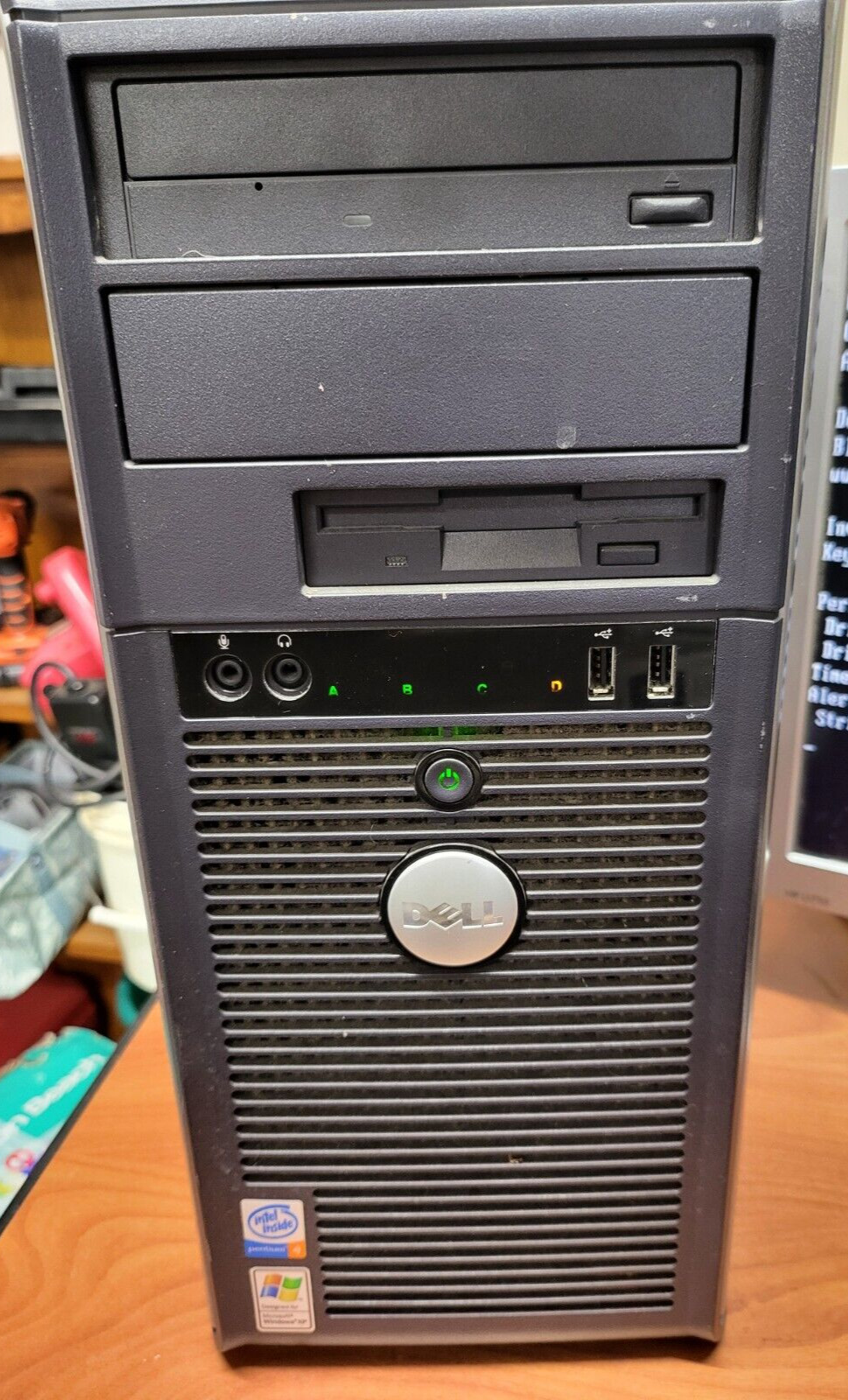 Computer Dell Optiplex GX280 Tower Only  Windows XP Professional    Works Fine