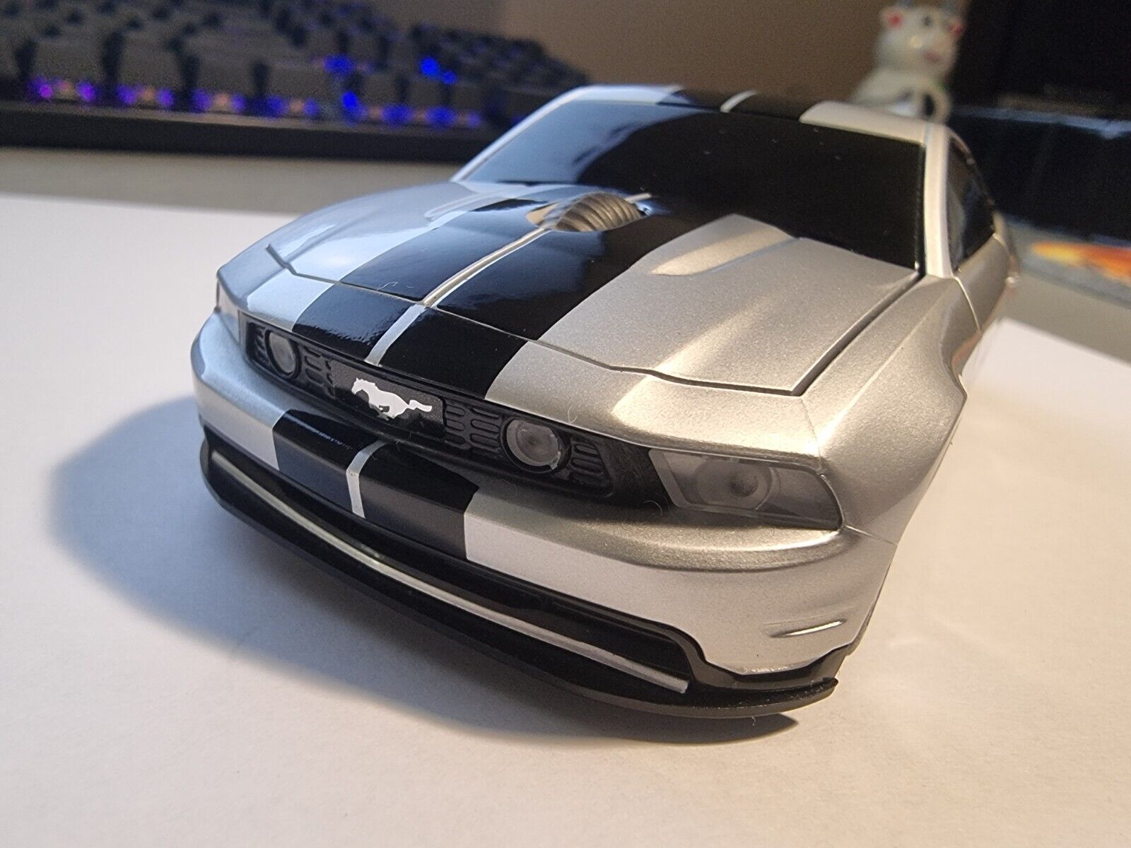 Road Mice Ford Mustang GT In Silver & Black Wireless Mouse Computer Mouse 