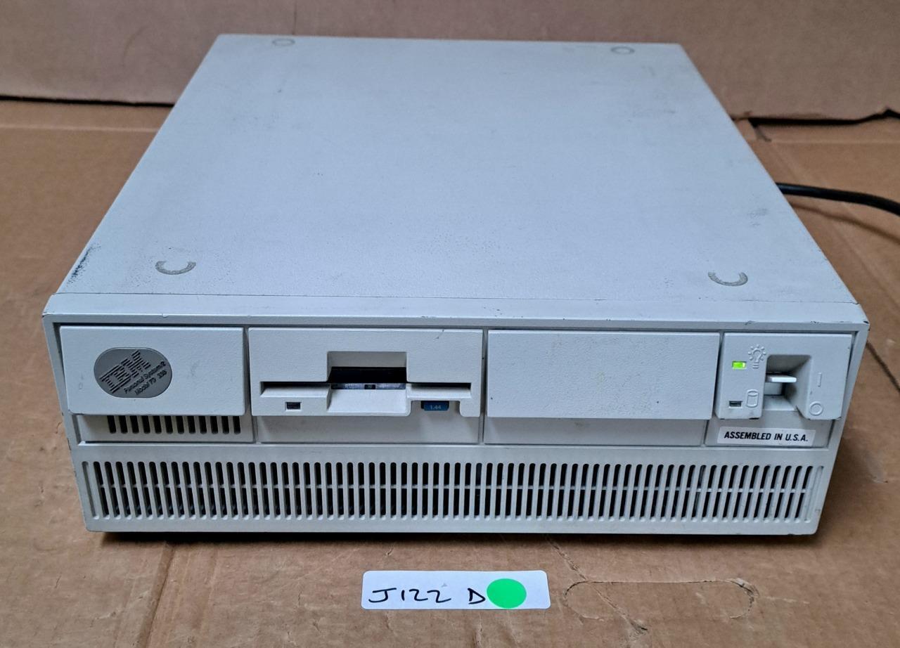 Vintage IBM PS/2 Type 8570 Model 70 386 COMPUTER  D