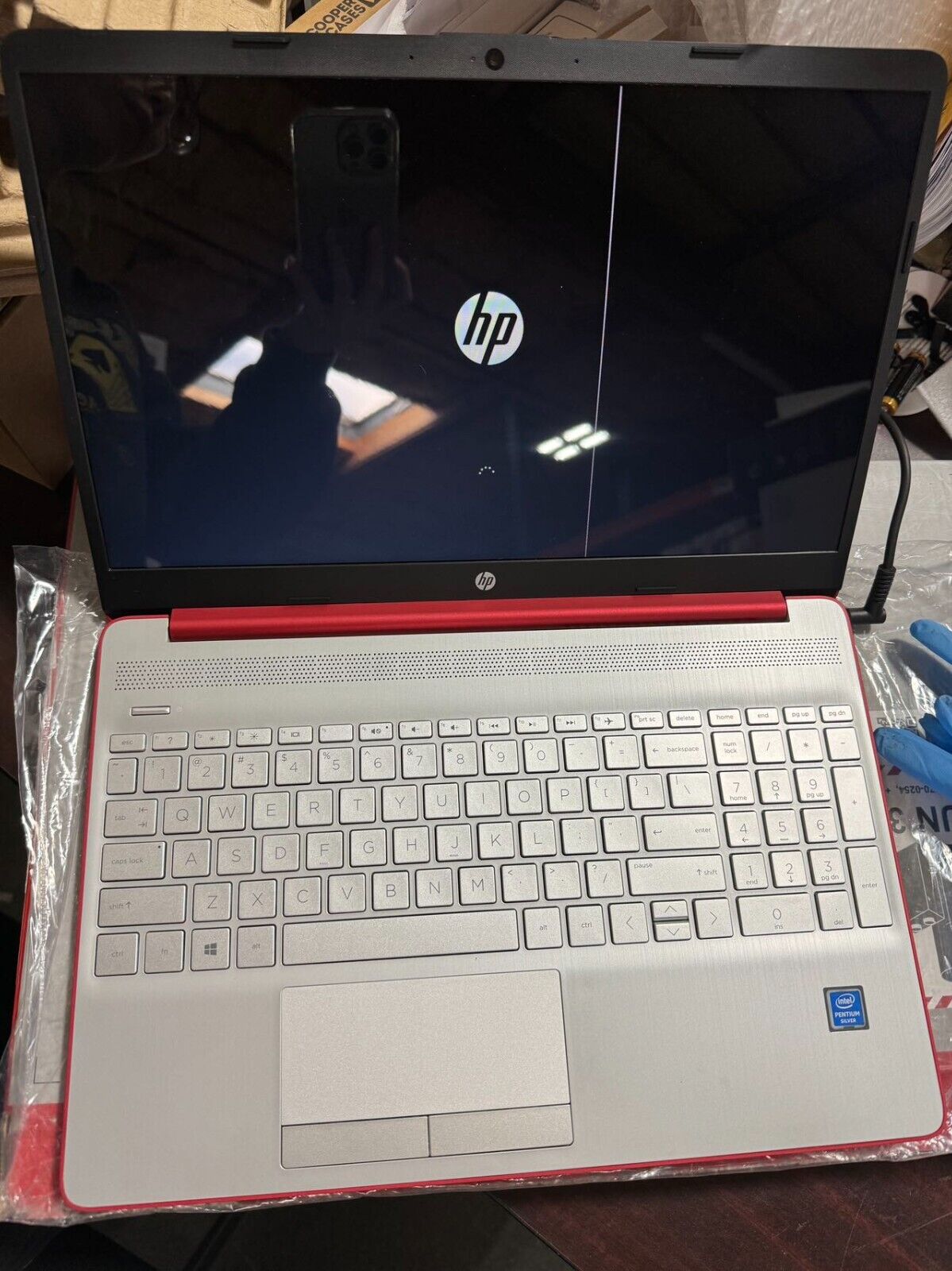 HP Laptop 15-dw0081wm 15.6\