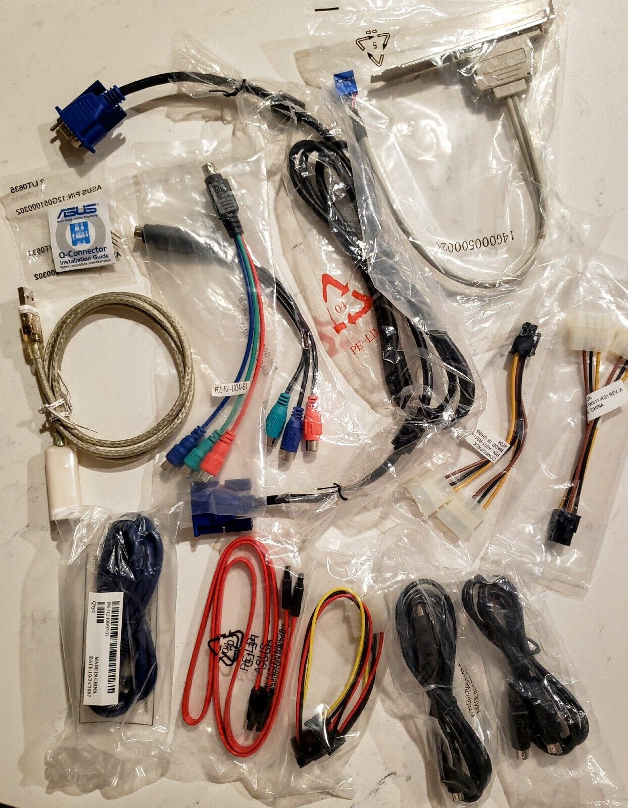 Computer Cables/Connectors (1 Lot)