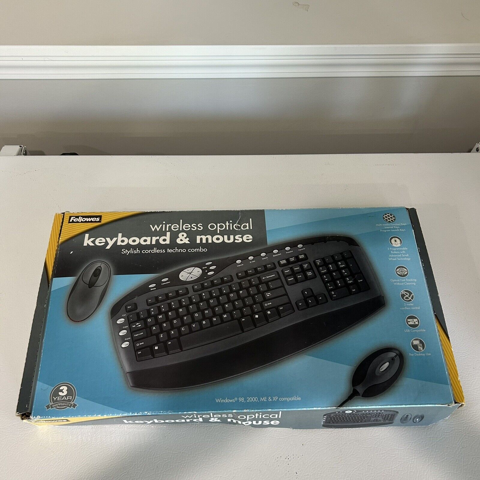 Fellows Wireless Keyboard And Mouse