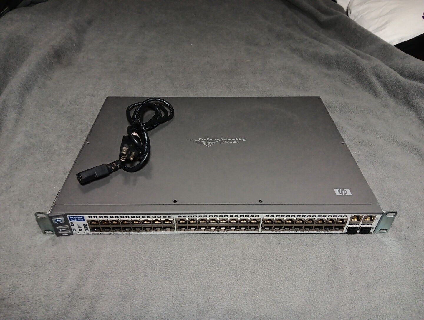 HP ProCurve 2650 48 Port Managed 2 Mini-GBIC port Multi Layer Switch J4899B
