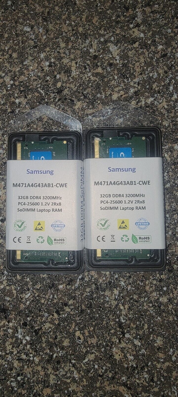 Samsung DDR4 64GB KIT (2 x 32GB) 3200MHz PC4-25600 Notebbok RAM M471A4G43AB1-CWE