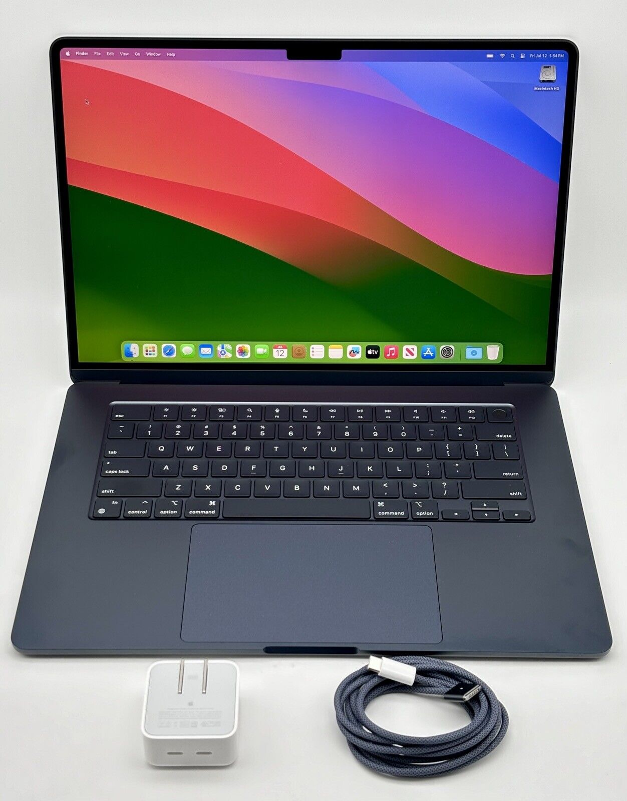 Apple MacBook Air 15”(2023) M2  -  100% Battery - 2 Cycles / NEAR MINT