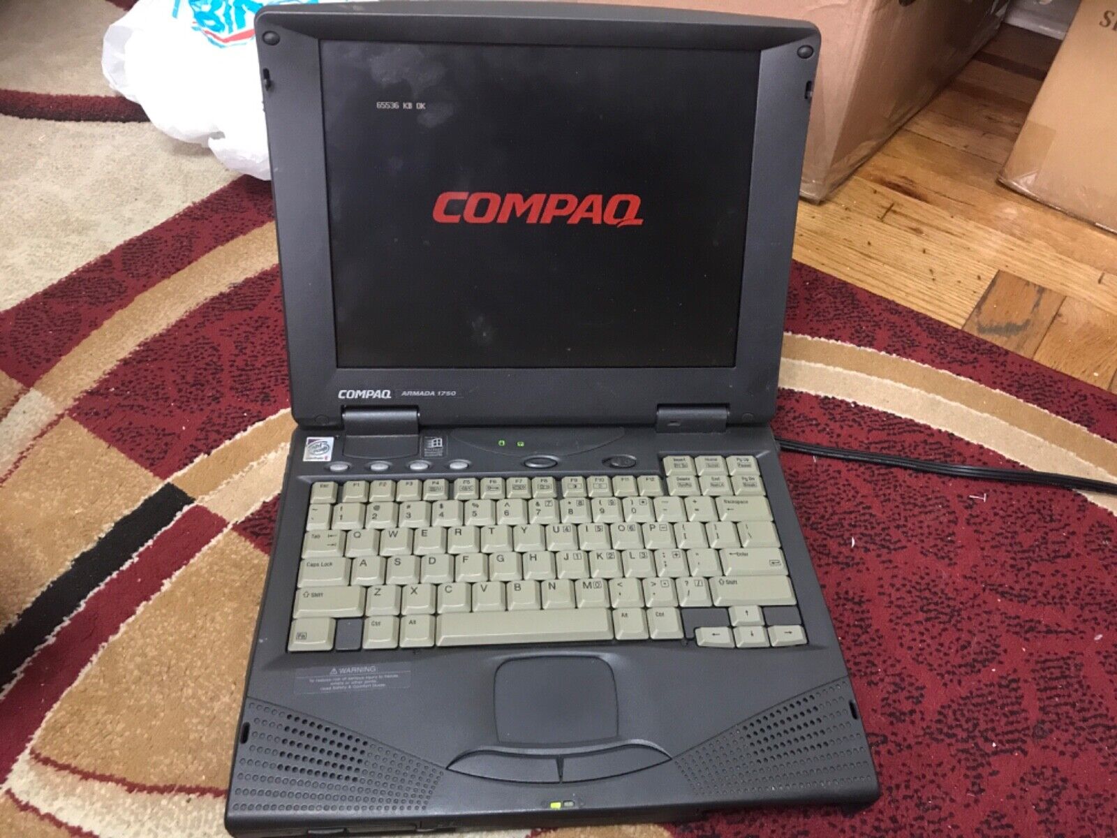 Compaq Armada 1750 Laptop no Hdd no OS Pentrium 2