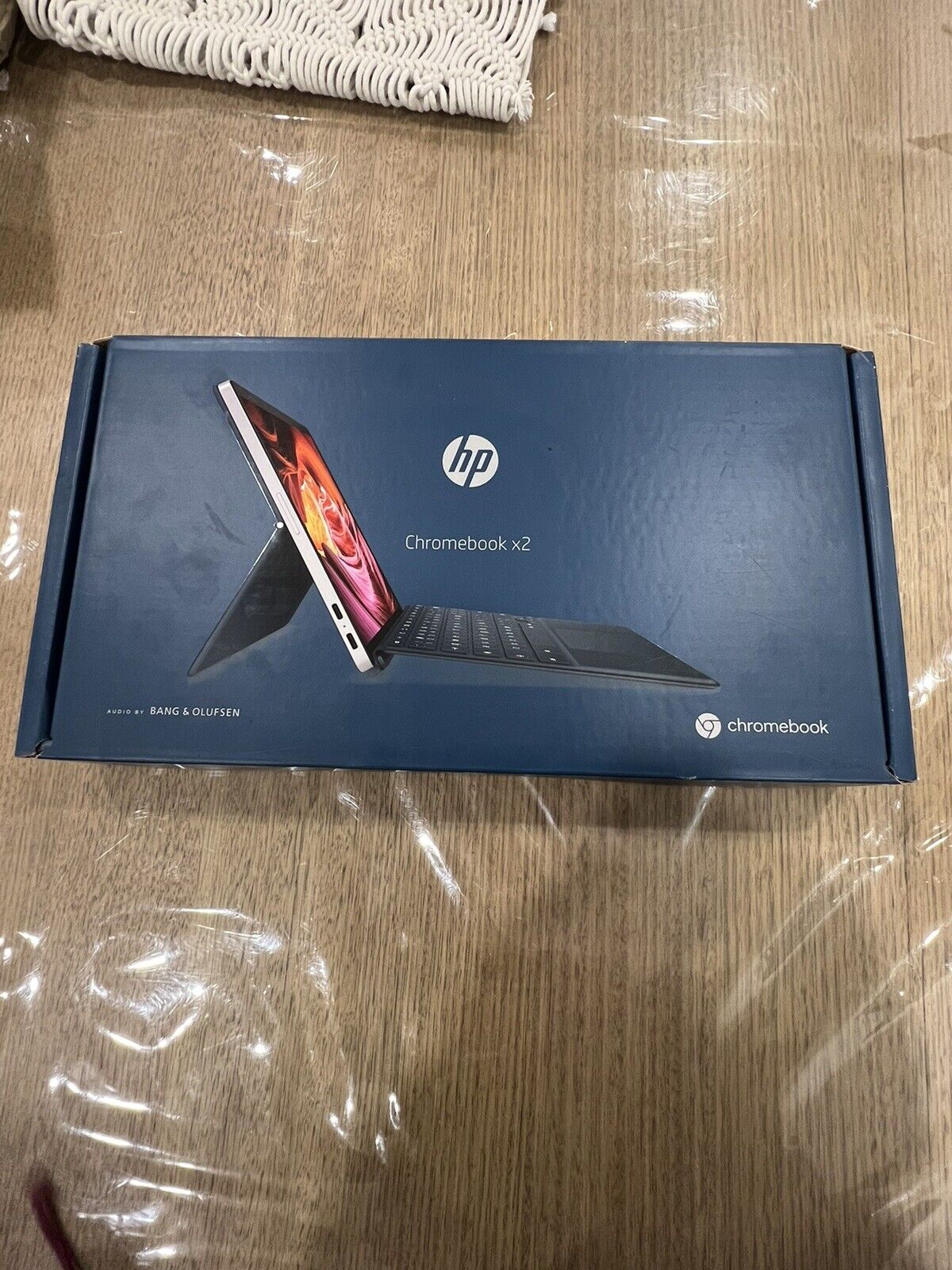 HP LTE Chromebook X2 - FREE WORLDWIDE SHIPPING