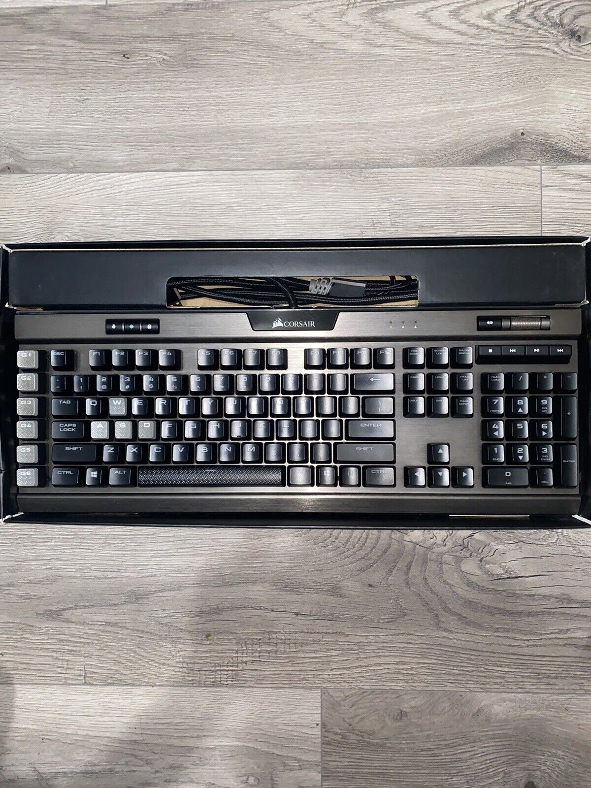 Corsair K95 RGB PLATINUM Cherry MX Speed CH-9127014-NA Wired LED Gaming Keyboard