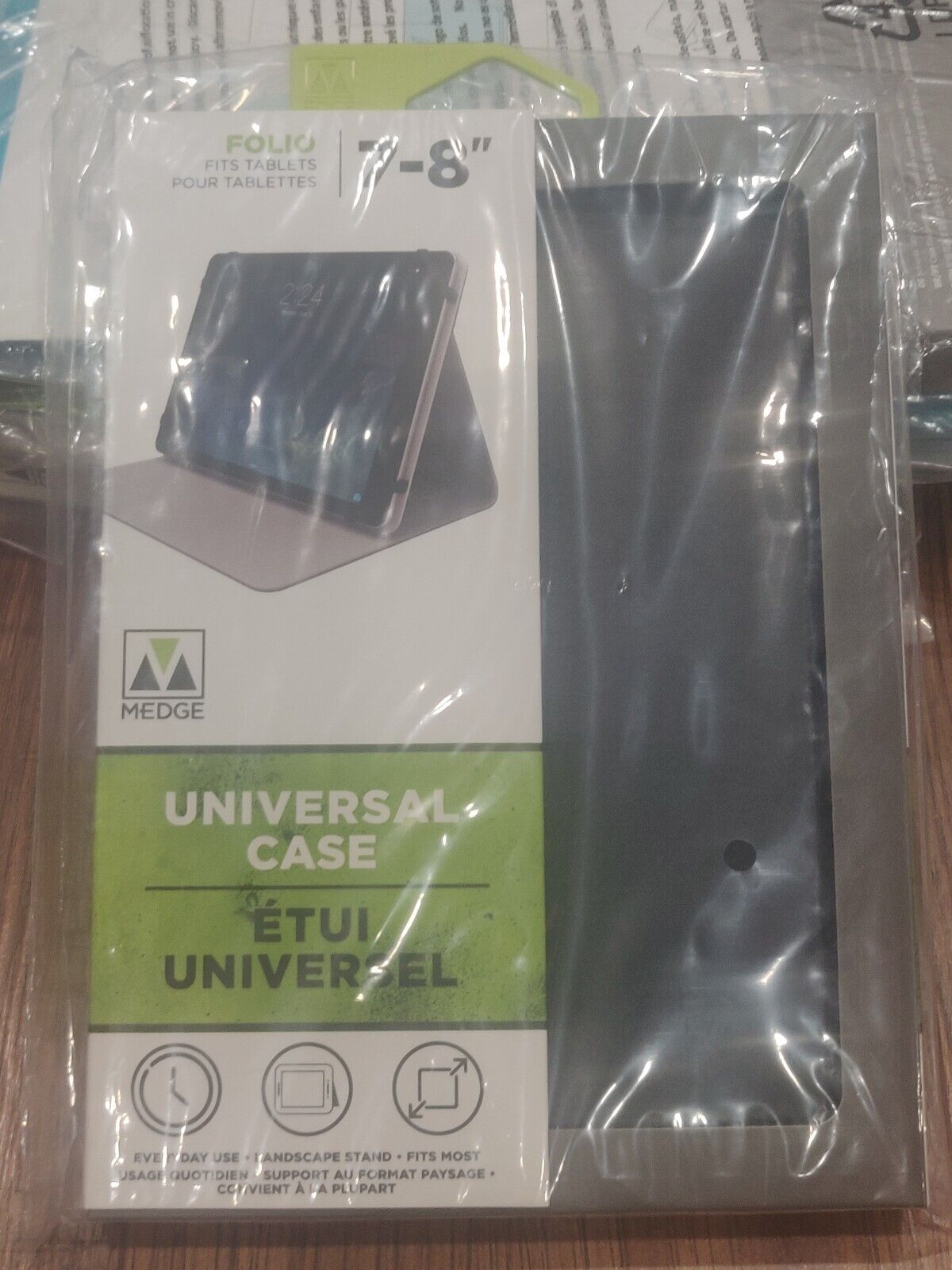 Brand New in Package Folio Universal Case for 7-8\