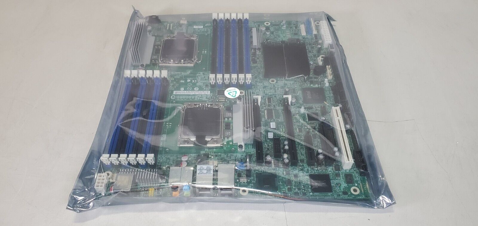 *New* Intel Server board S5520SC Motherboard Dual Socket LGA1366 PC3