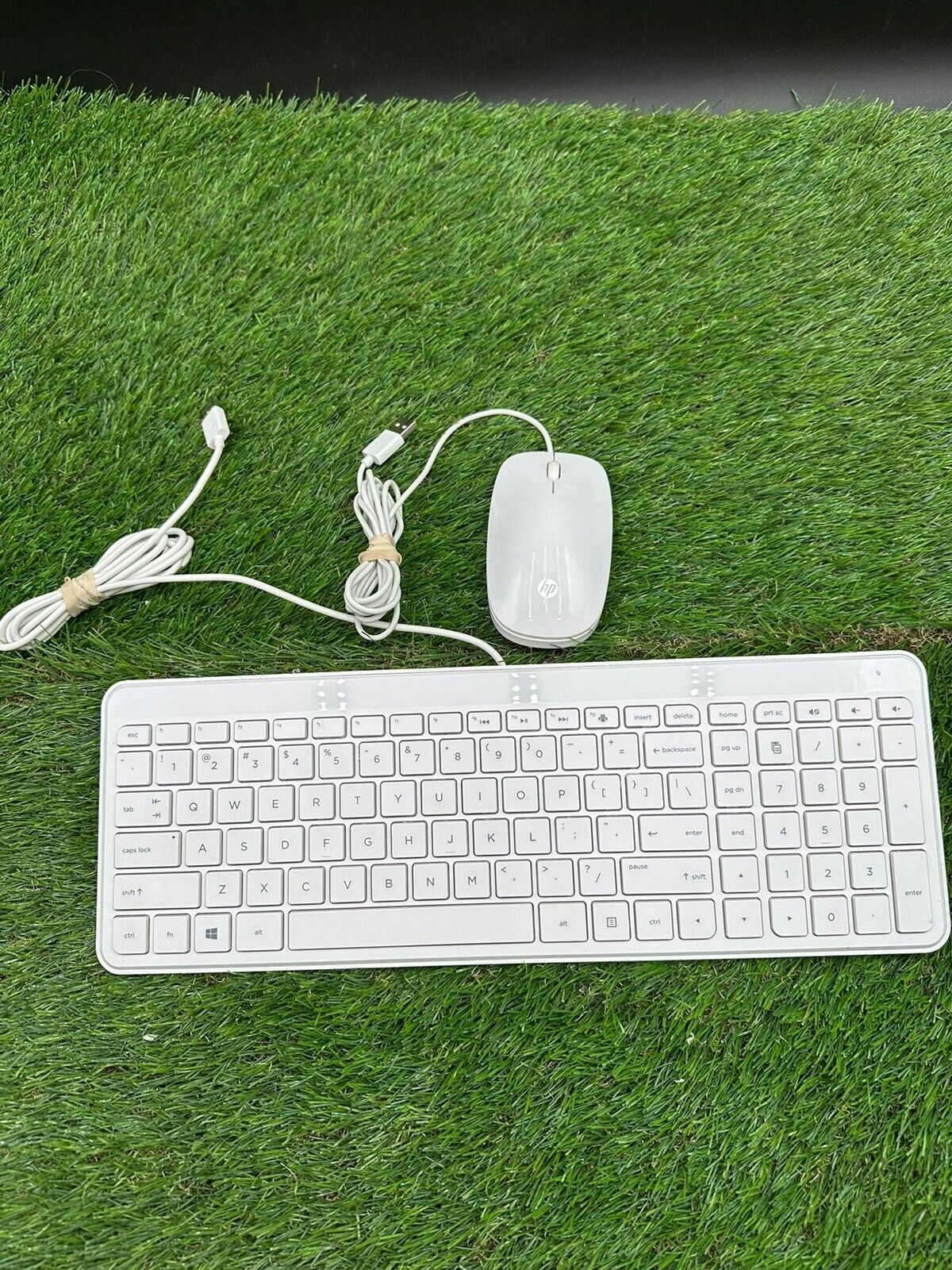 HP USB Multi Media White Slim Wired Keyboard SK-2028 With Wired Mouse