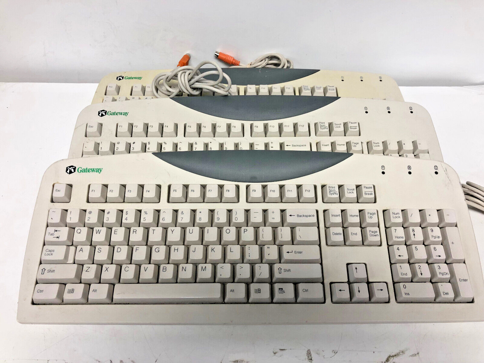 Lot of 3 Vintage Gateway NCR SK-9921 PS/2 QWERTY Keyboard