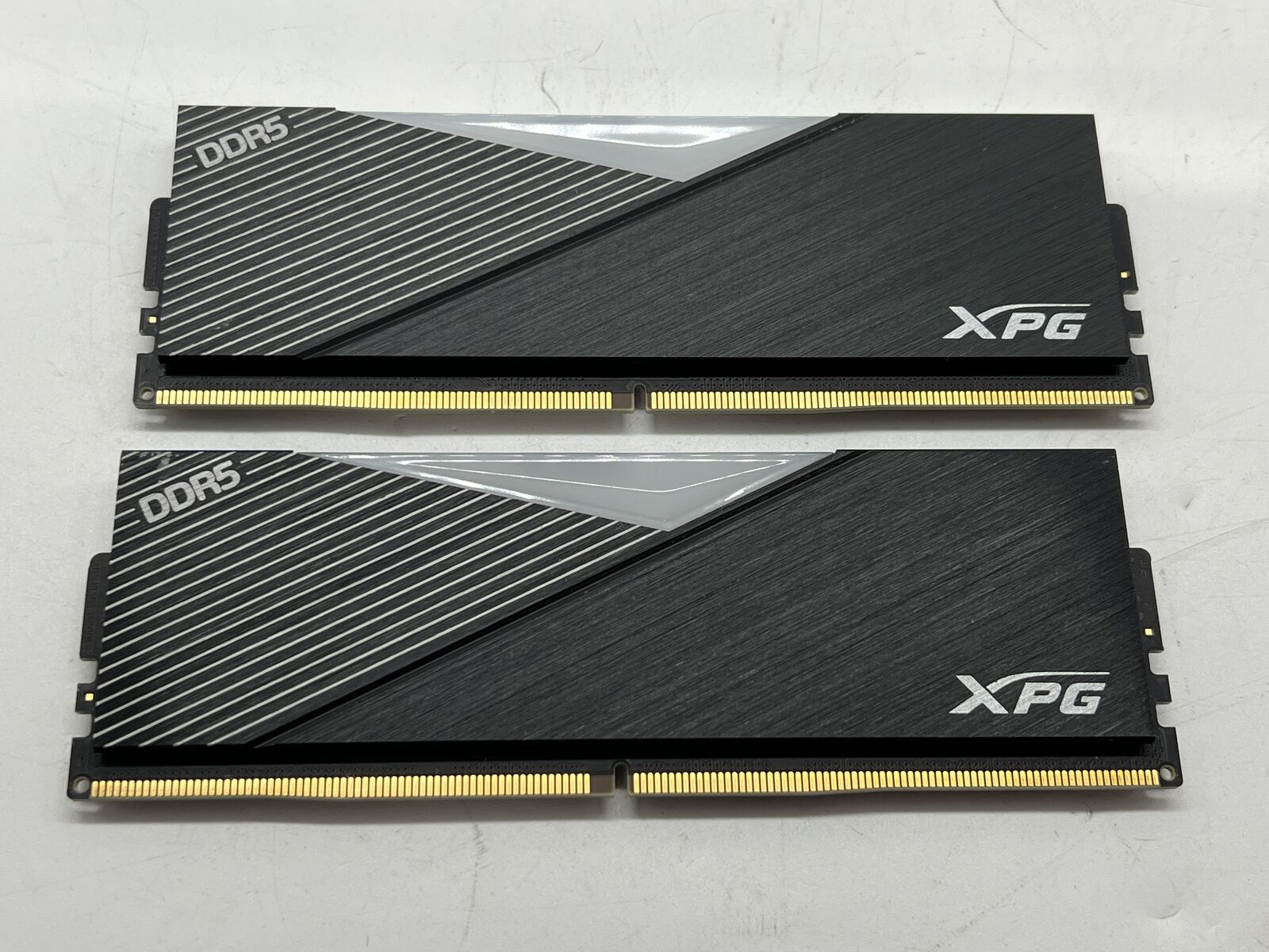 Adata XPG Lancer RGB 32GB 2x16GB DDR5-5600 CL38 AX5U5600C3616G Memory Used