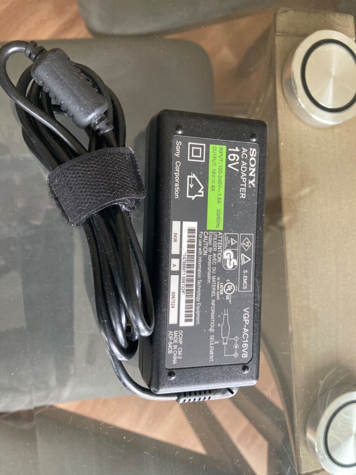 Genuine Original AC Power Adapter Sony VAIO VGP-AC16V8