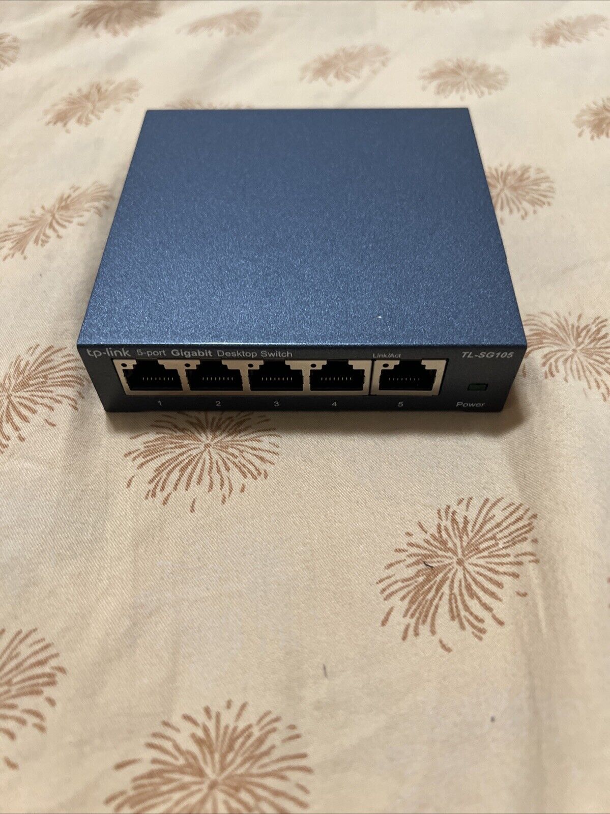 TP-Link TL-SG105, 5 Port Gigabit Unmanaged Ethernet Switch, Network Hub- No Box