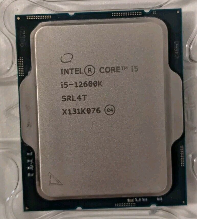 Intel Core i5-12600K Desktop Processor 10 Cores 4.9 GHz 600 Series Chipset 125W