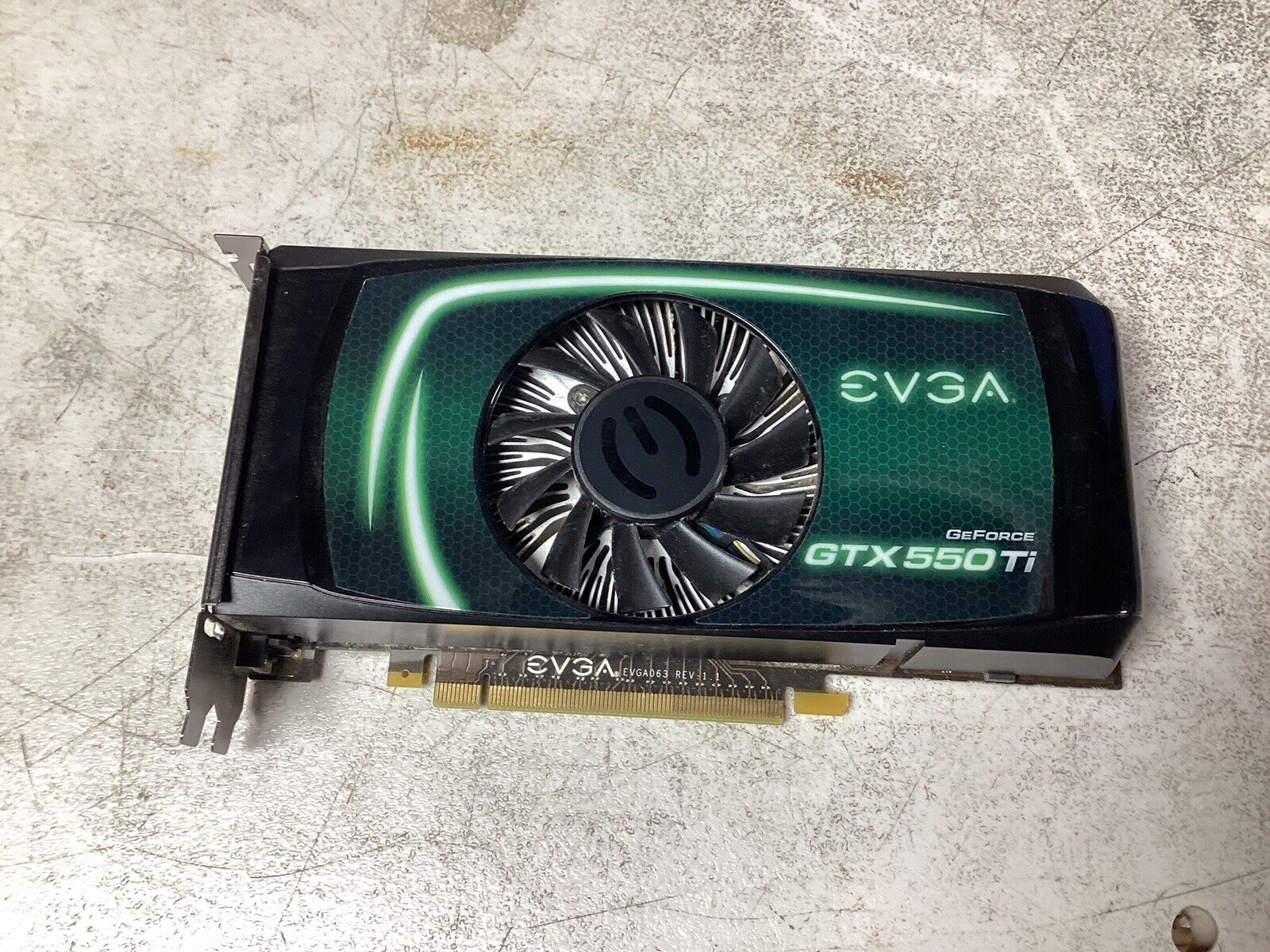 EVGA NVIDIA GeForce GTX 550Ti 1GB GDDR5 PCIe Graphics Card P/N: 01G-P3-1556-KR