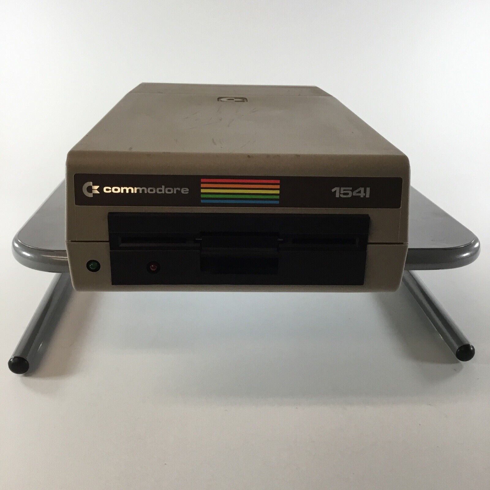 *READ* Commodore VIC-1541 Vintage 2 KB RAM Single Floppy Disk Drive *USED*