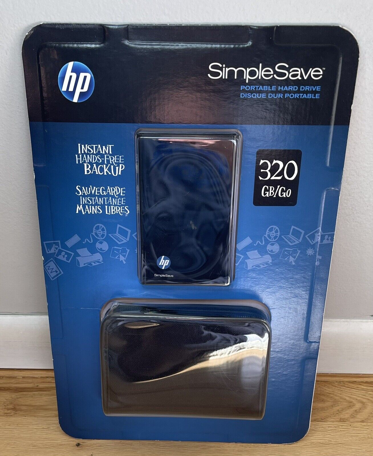 HP SimpleSave 320GB External USB 2.0 Portable Hard Drive