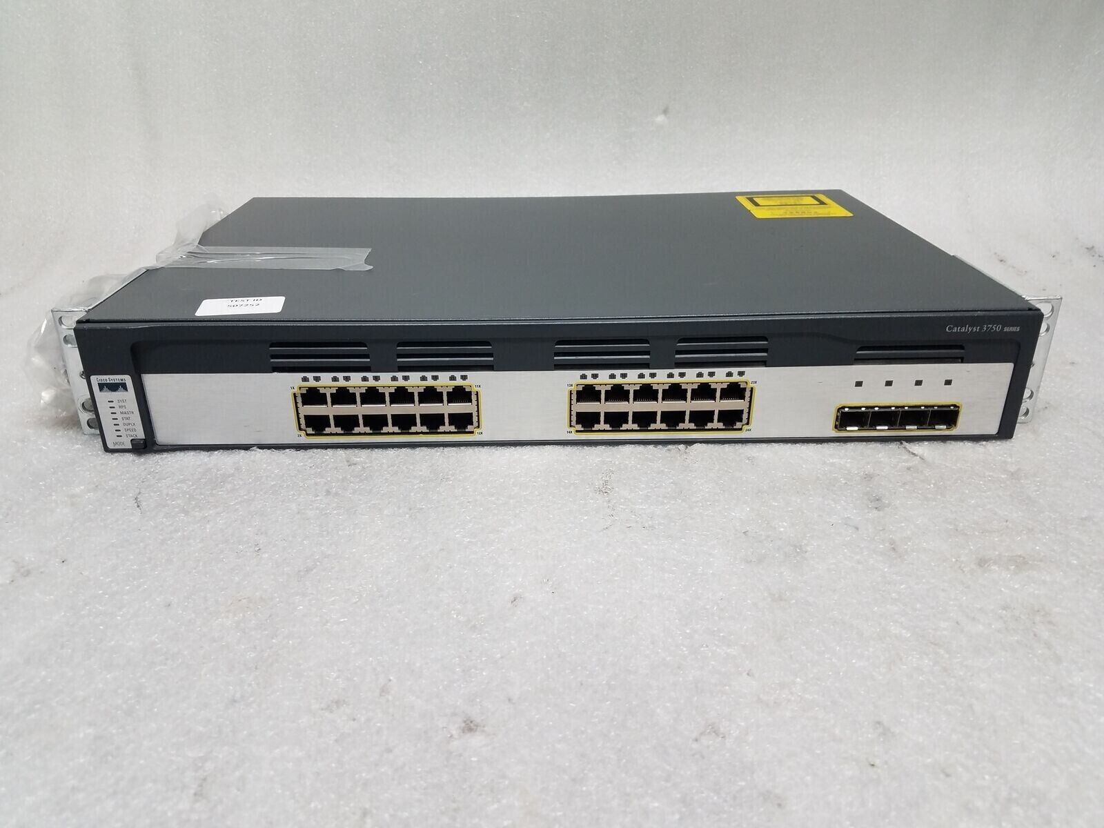 Cisco Catalyst WS-C3750G-24TS-S 24-Ports stackable Switch - - 1.5 RU