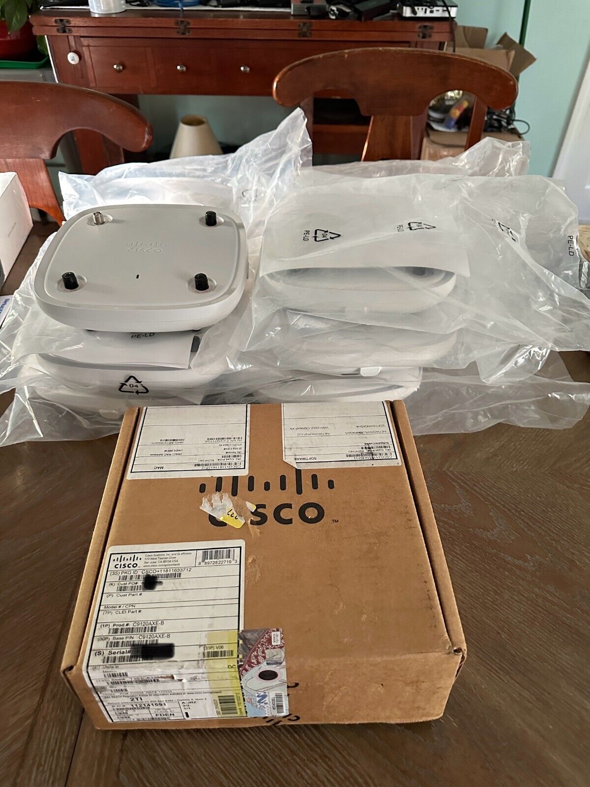 (NEW) Cisco C9120AXE-B Wireless Access Point (C9120 Antennas not included)