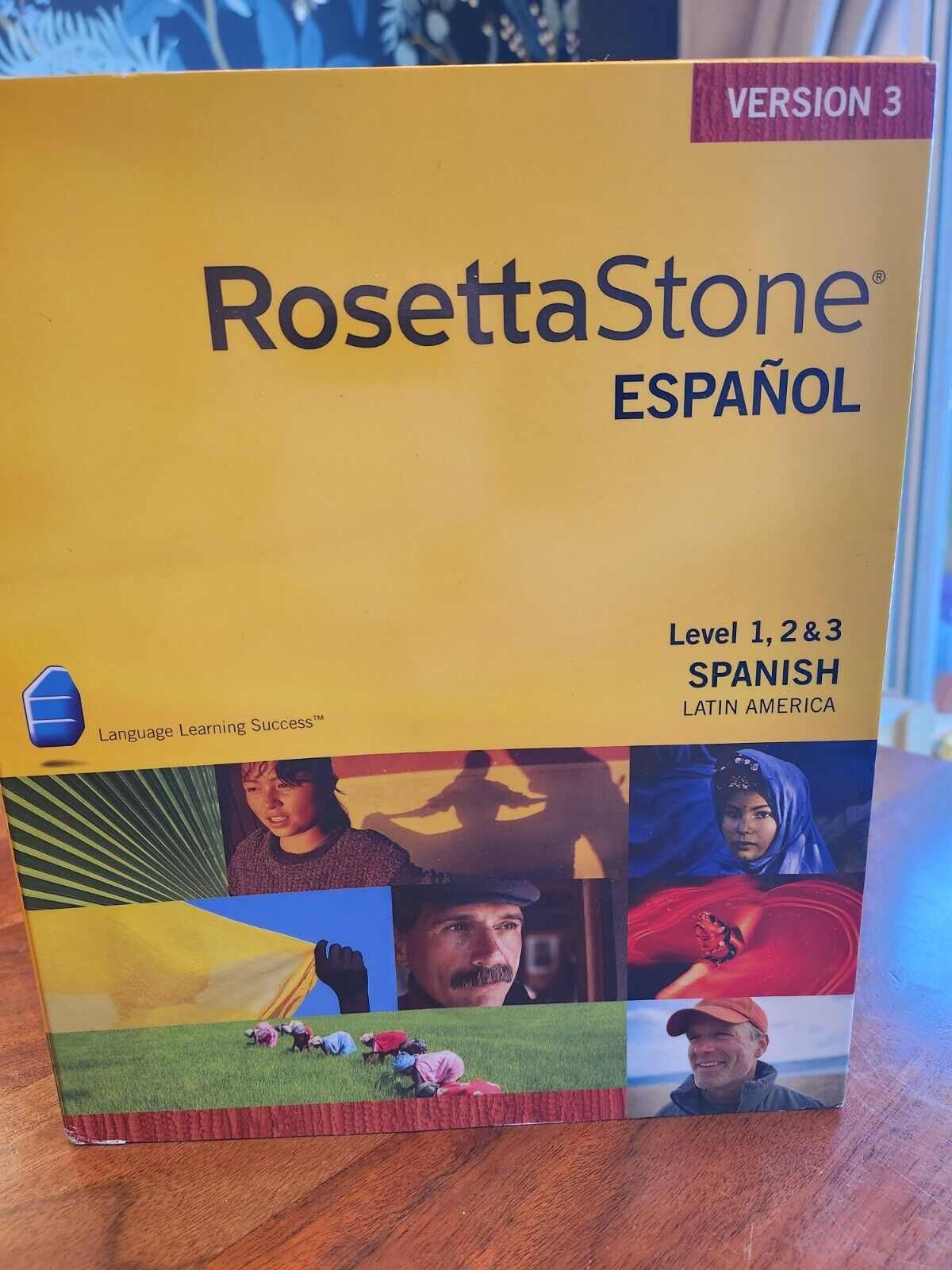 Rosetta Stone Spanish (Latin America) Version 3 Level 1-3 Español