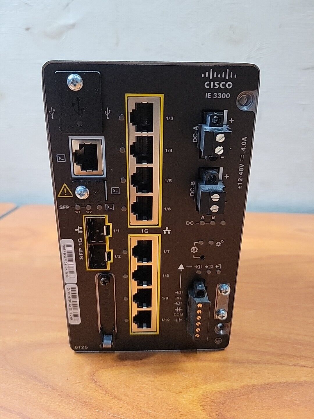 Cisco IE-3300-8T2S-E Cisco Catalyst IE3300 Rugged Series Switch