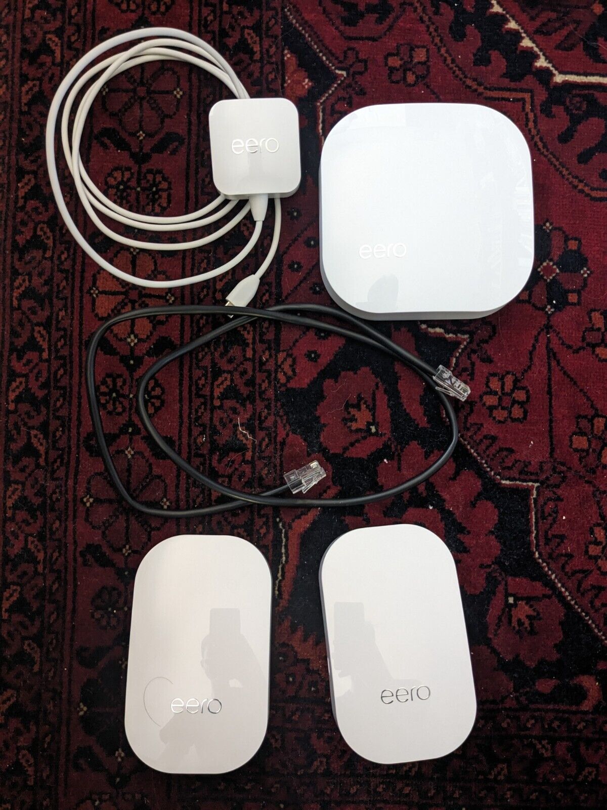 eero Pro Mesh Router (one) and eero Beacon mesh WiFi range extender (two)- White
