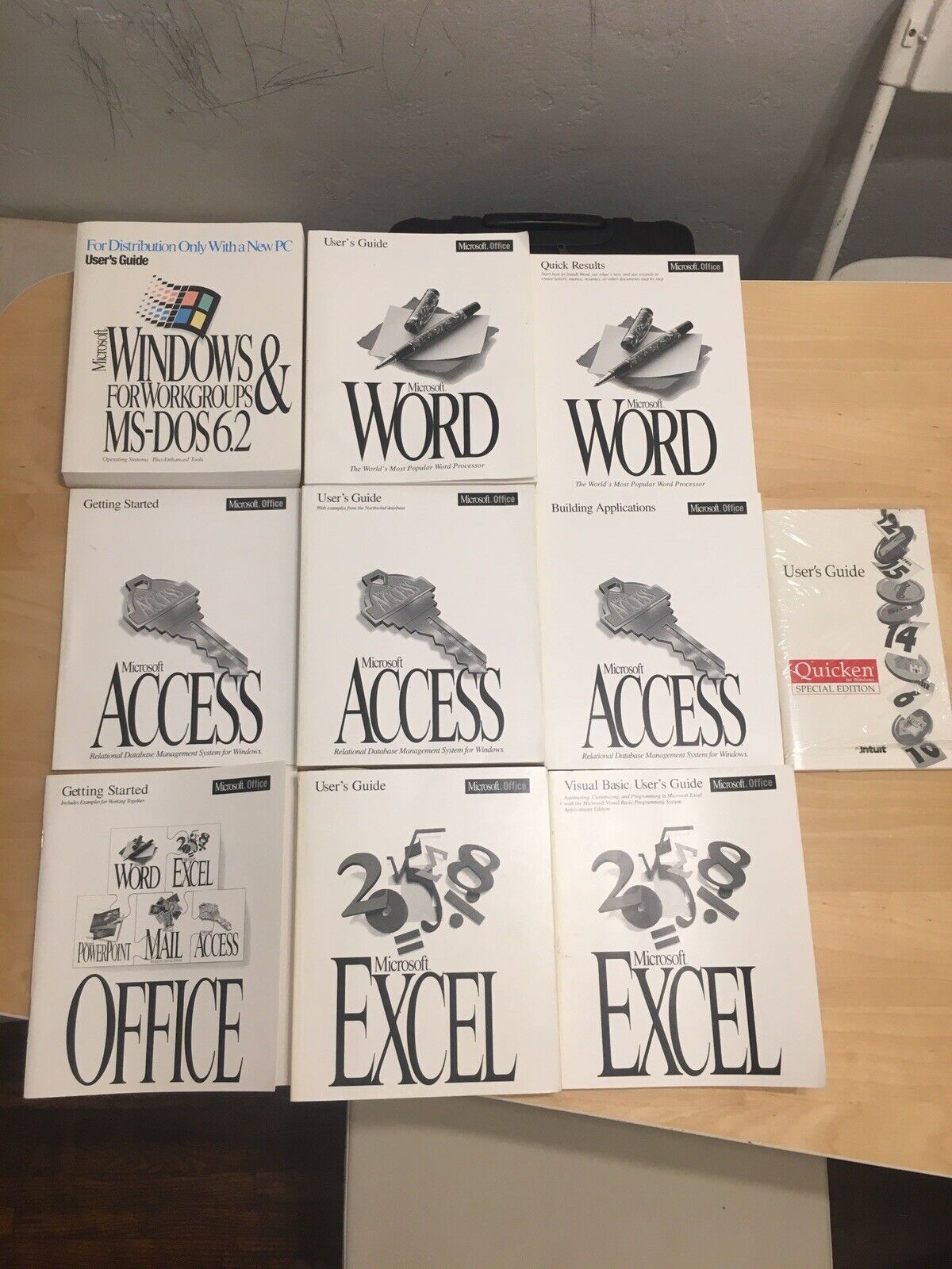 Lot Of Vintage User's Guide Microsoft Office Word , Access, Excel