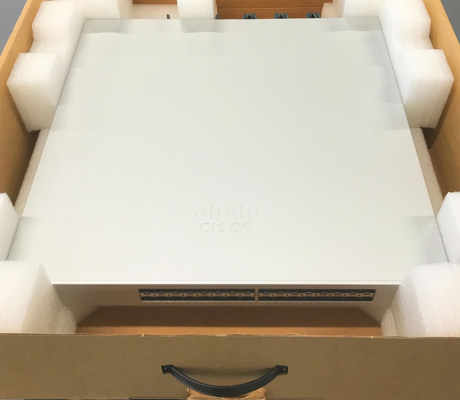 Cisco Meraki MS425-32 MS Switch for Secure Network Management Unclaimed Untested