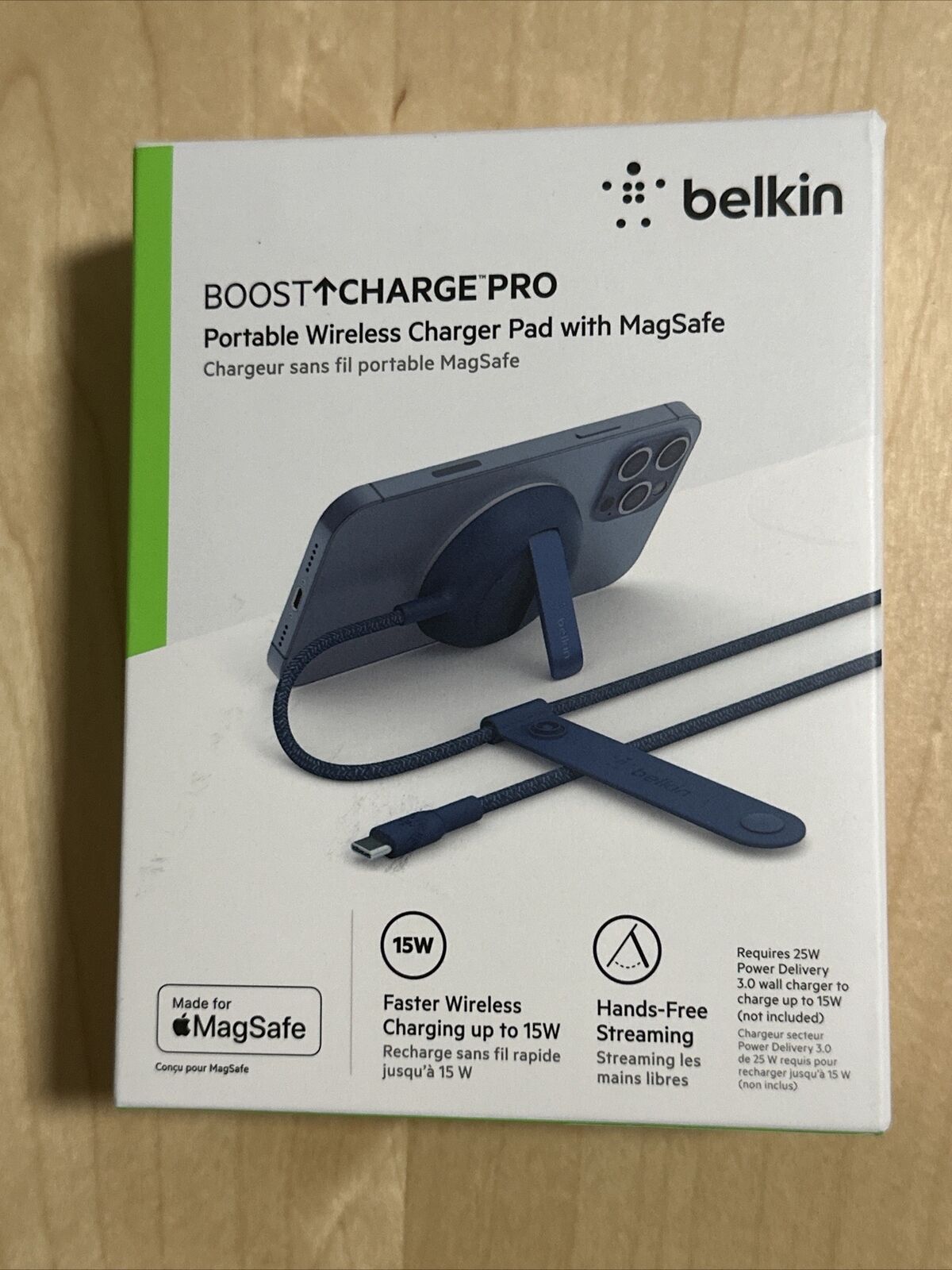 Belkin BOOST CHARGE PRO Wireless charging pad 15 Watt Fast Charge WIA004BTBL