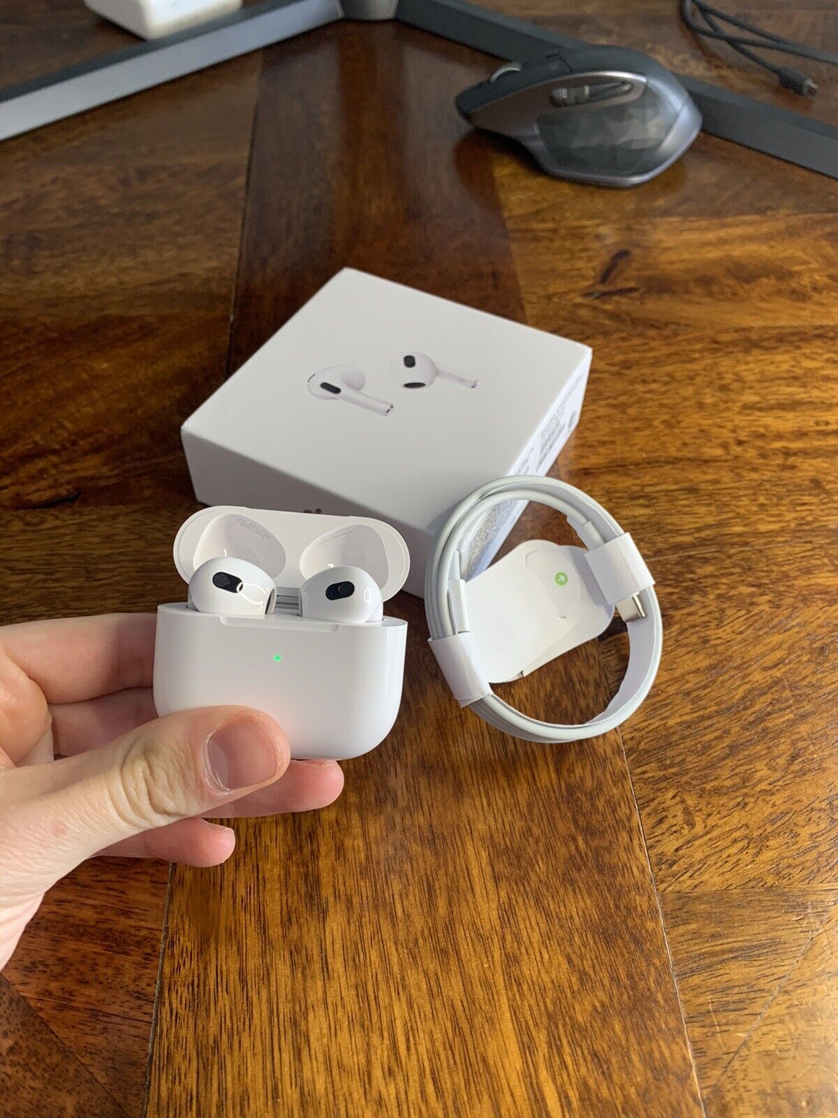 Apple AirPods 3rd Generation Bluetooth Earbuds Headset + Charging Case White