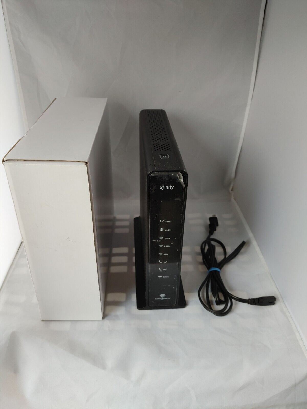 Arris TG1682G Dual Band Wireless 802.11ac Cable Modem Router, Power Cord.