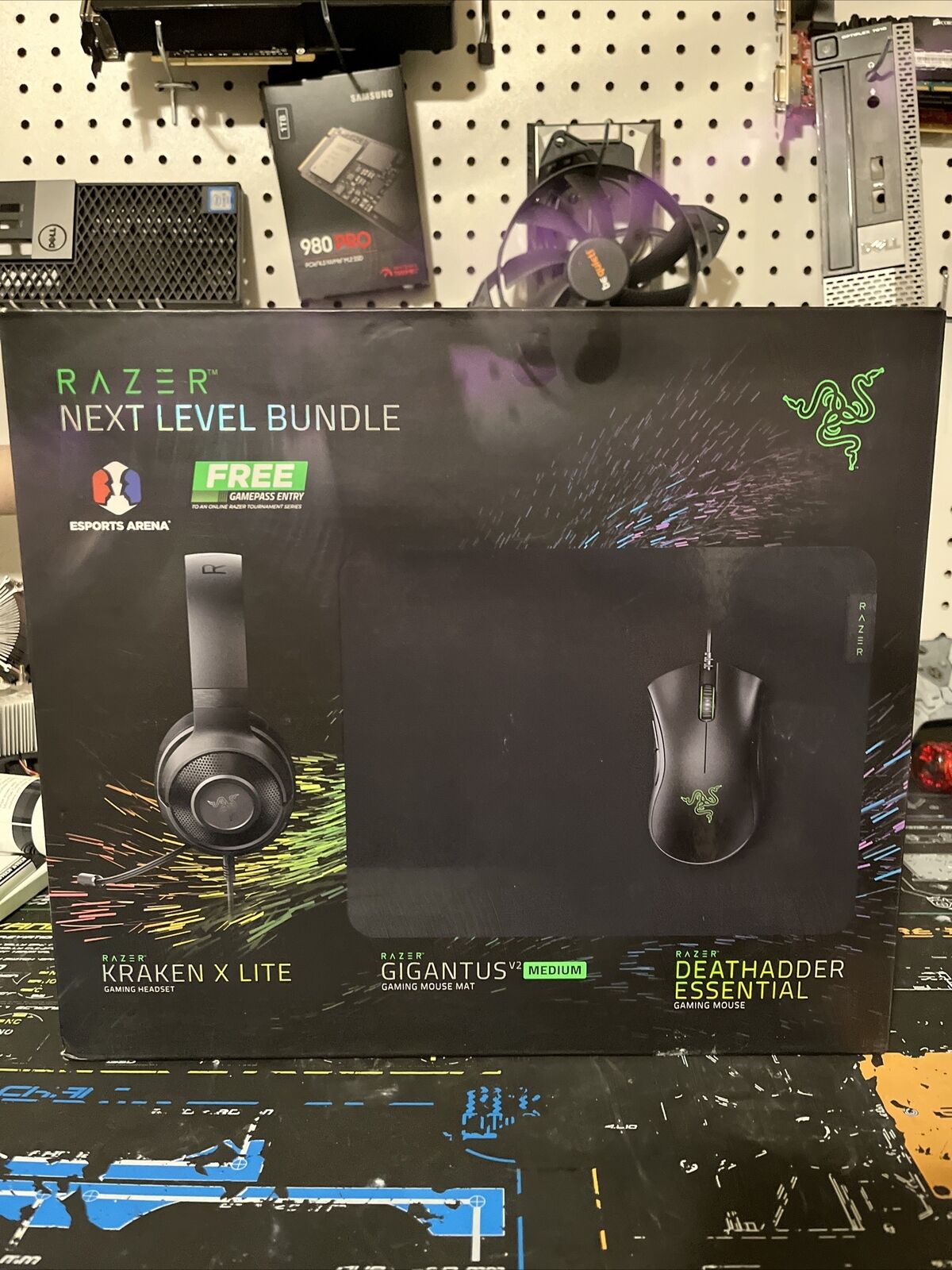 Razer Next Level Gaming Bundle - Wired Headset - Mouse & Mouse Mat- NEW SEALED