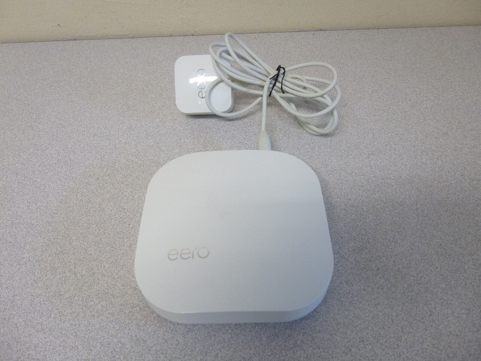 eero A010001 1st Generation Router