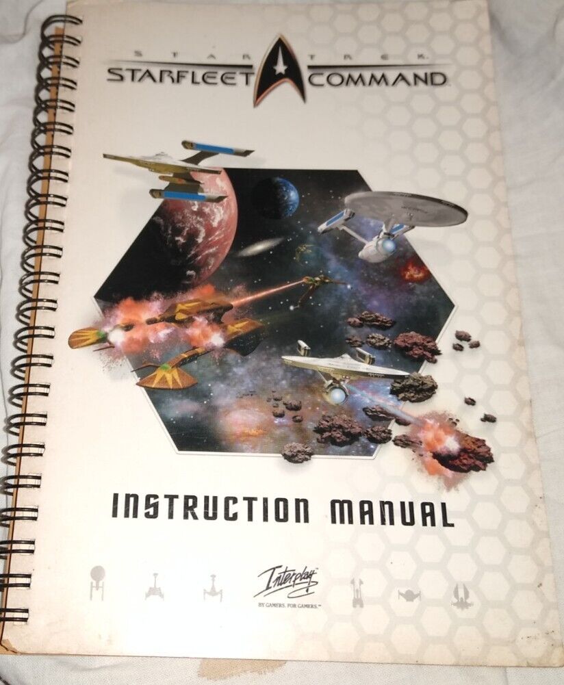 Star Trek Starfleet Command Instruction Manual, 164 pages 1999 Interplay PC Game