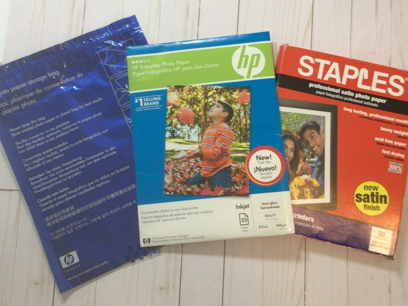 HP & Staples Photo Paper Bundle Semi-Glass and Satin