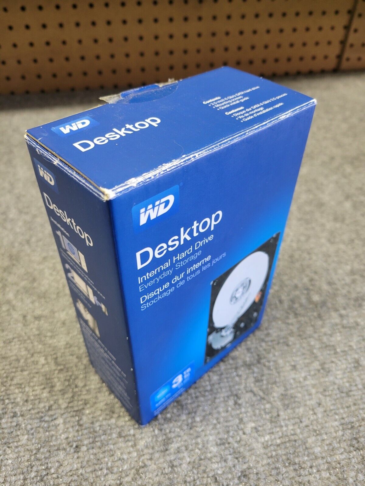 Western Digital WD BLUE 3TB Hard Drive WD30EZRZ 00GXCB0 Unopened Packaging