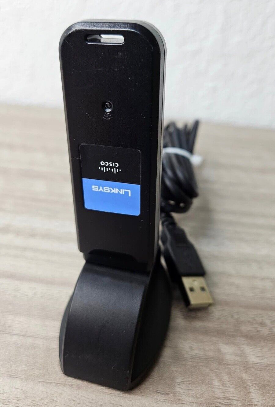Linksys Cisco WUSB600N USB Network Adapter Wireless-N Dual-Band T38