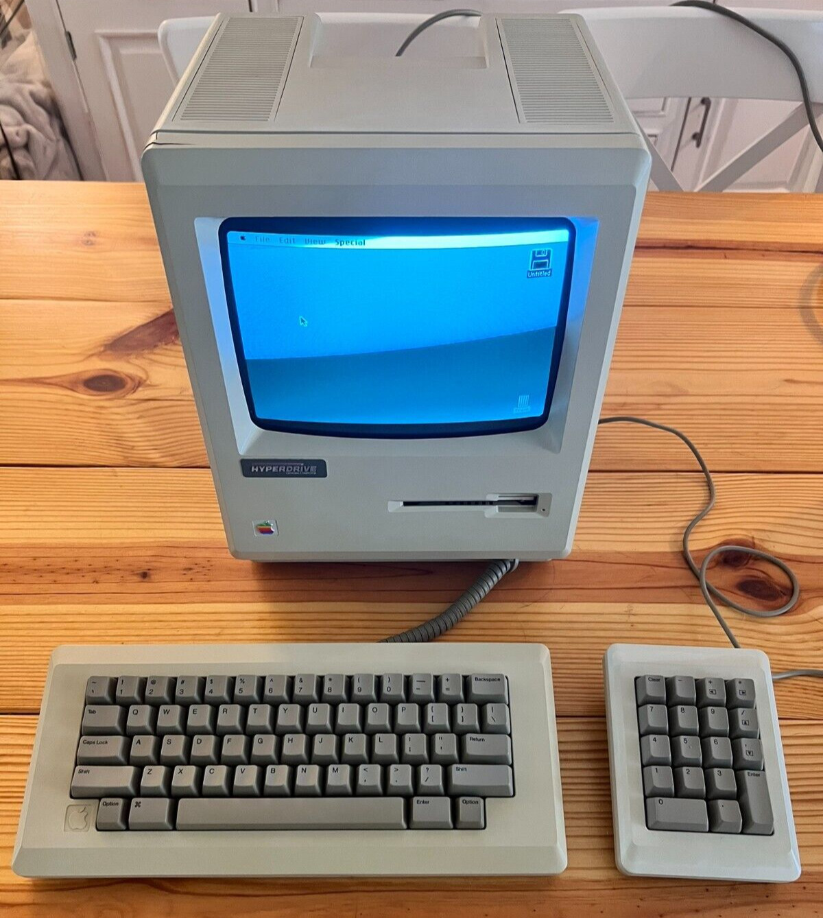 APPLE MACINTOSH PLUS M0001A Vintage Tested Working + Bonus Rodime SCSI